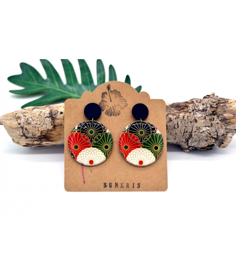 Boucles d'oreilles motif japonais Seigaiha fleurs rouge vert blanc noir