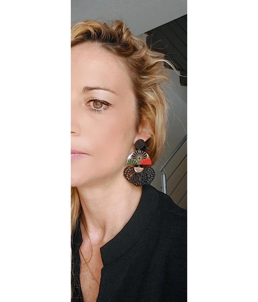 Boucles d'oreilles fleur japon rouge noir