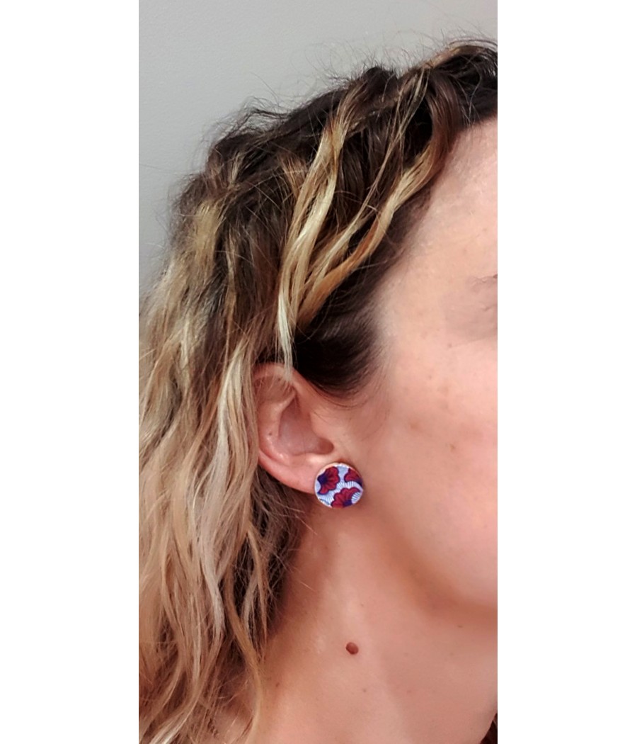 Petites boucles d'oreilles rondes