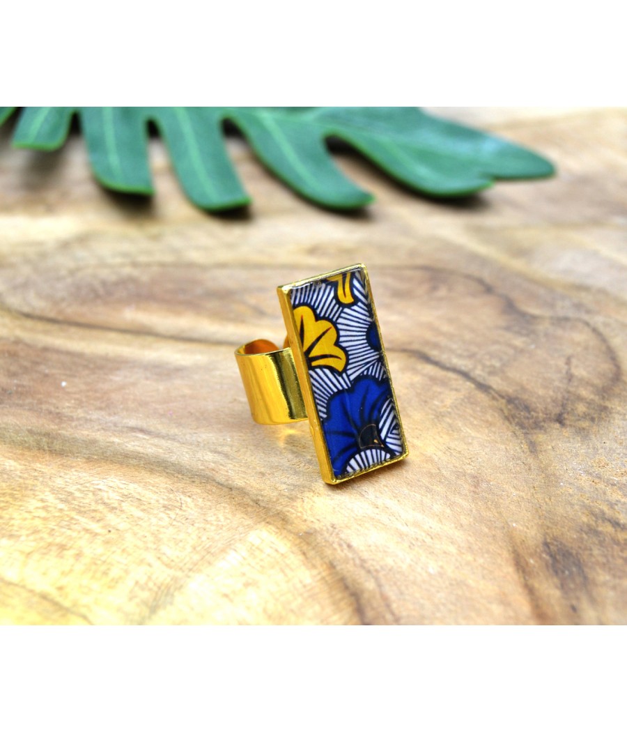 Bague résine rectangle doré avec motifs wax fleur bleu/jaune - Réglable