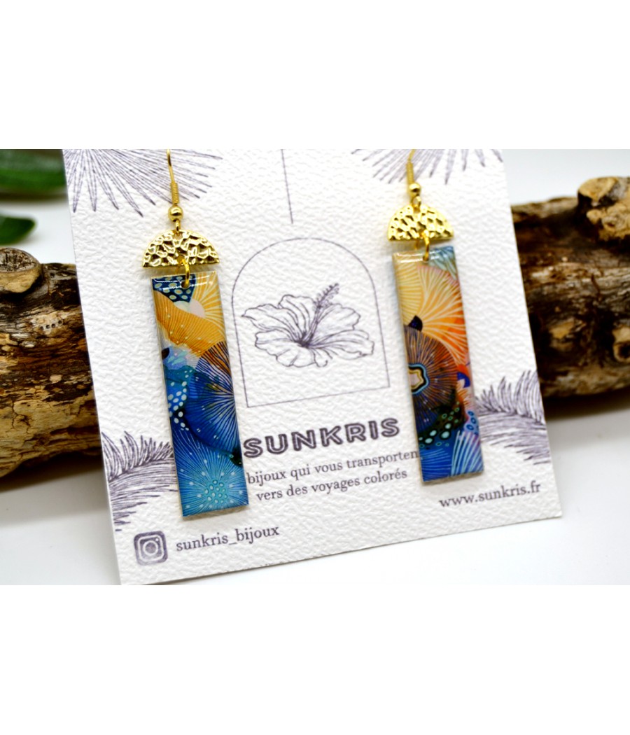 Accessoire coloré : Boucles d'oreilles rectangulaires en bois et résine, des bijoux artistiques pour exprimer votre style