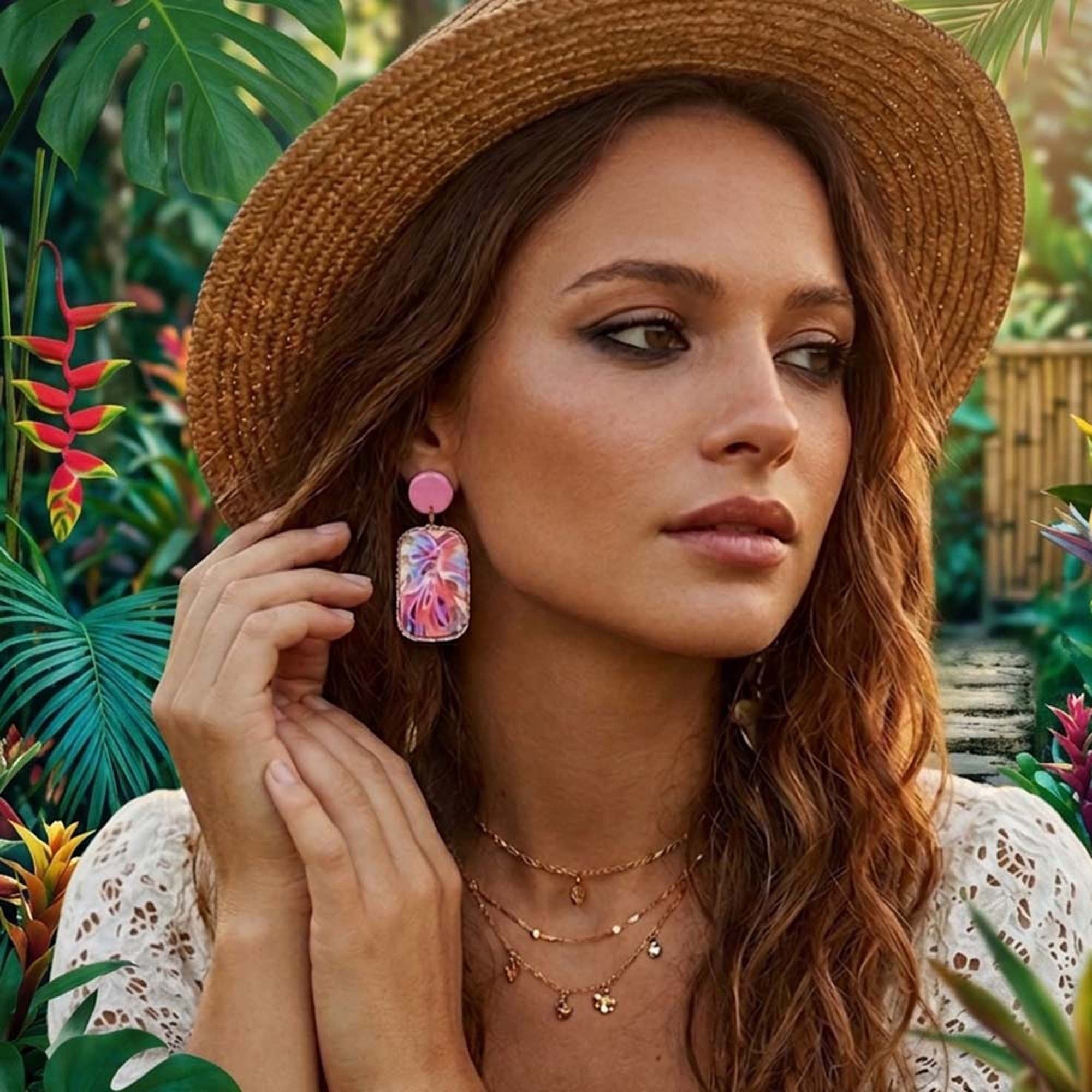 Boucles d'oreilles bordure dorée tropical pastel