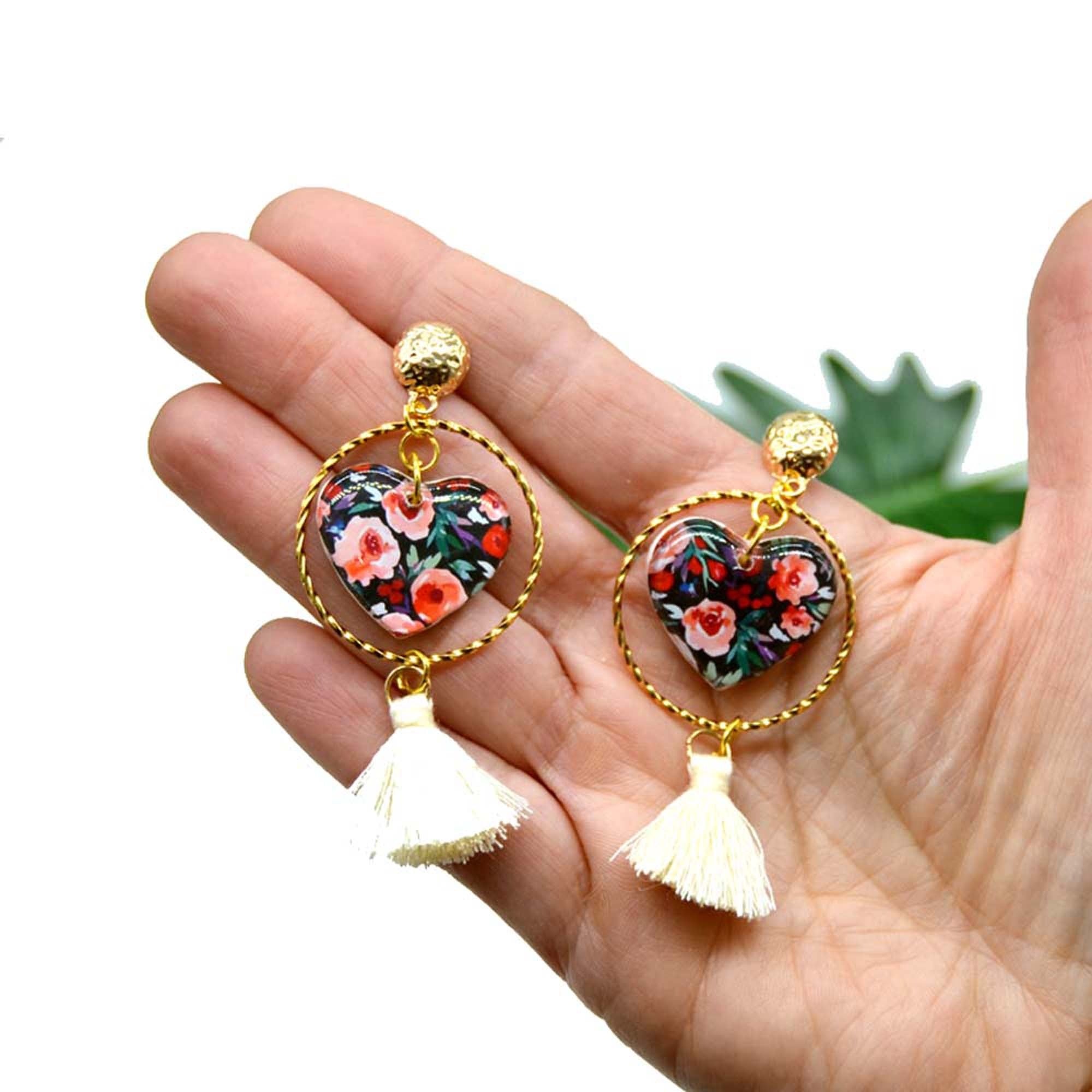 Boucles d'oreilles cœur pompon fleur