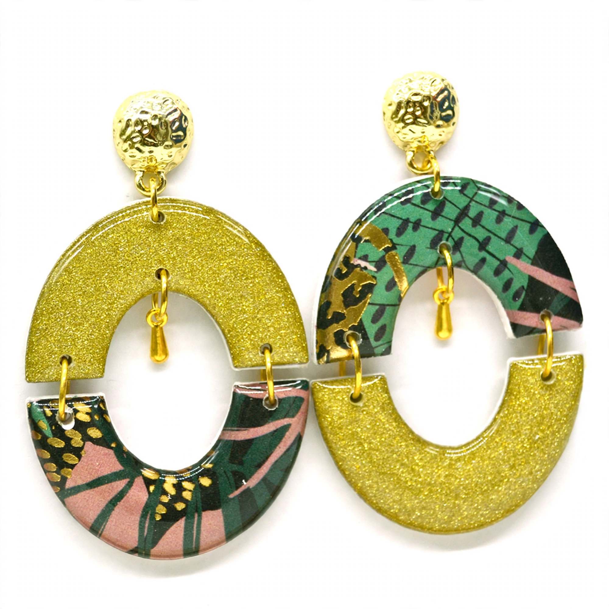 Boucles d'oreilles demi-cercle doré tropical vert