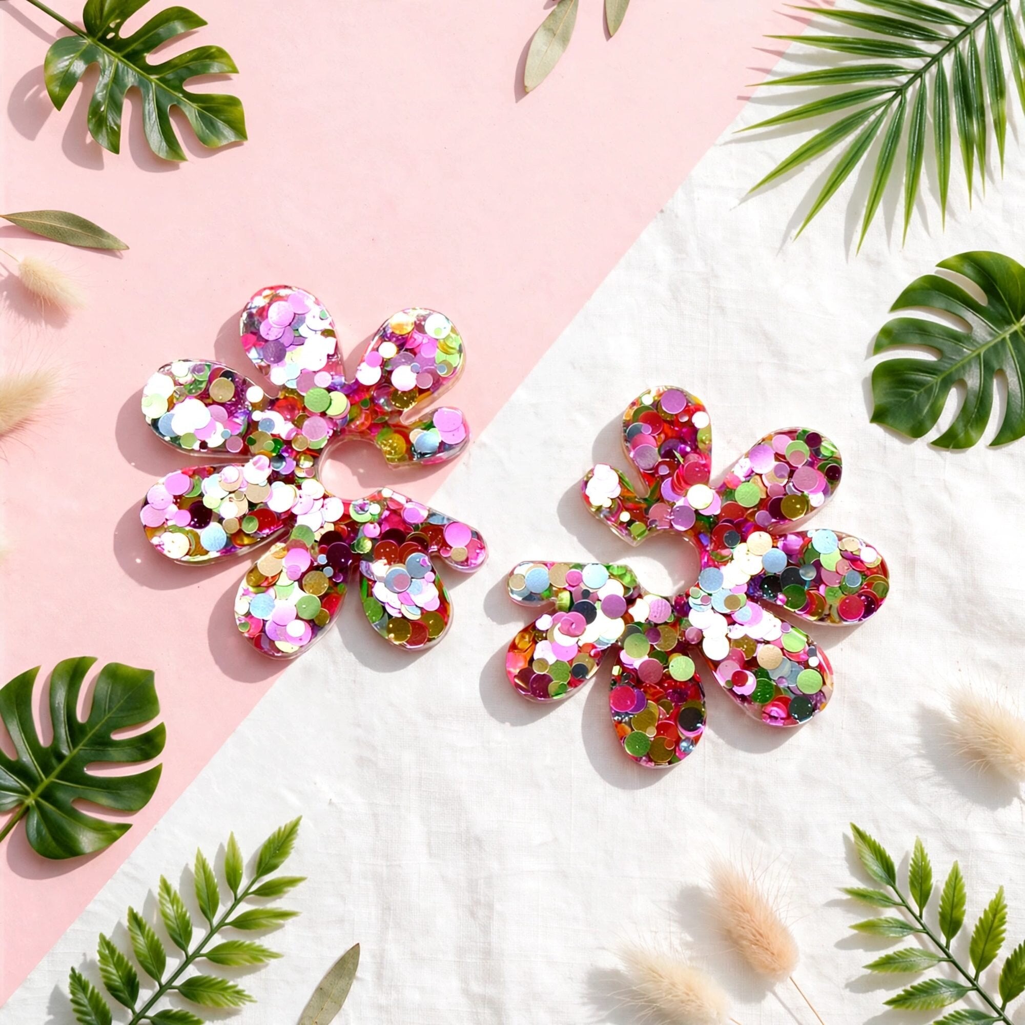 Boucles d'oreilles marguerite pailletée rose