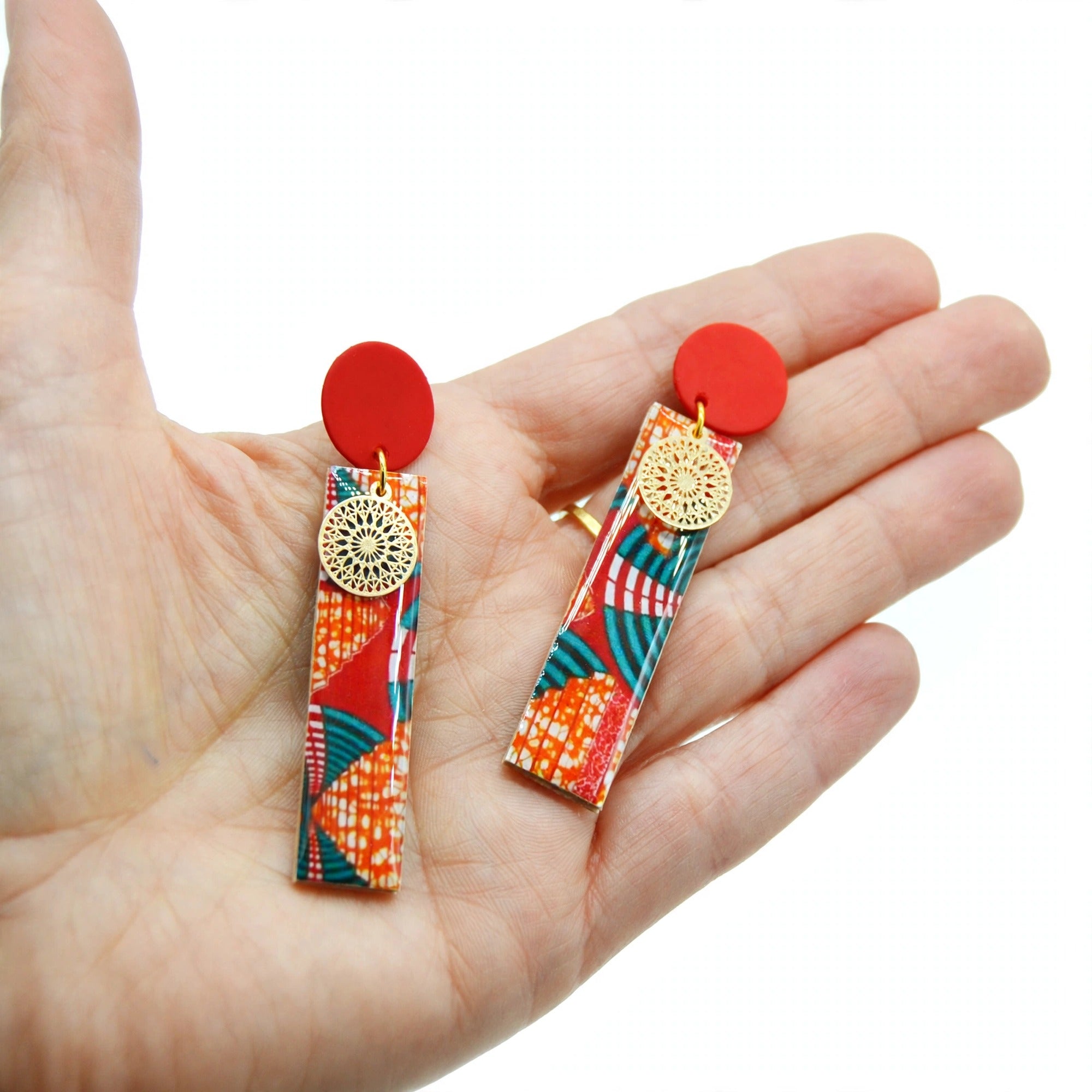 Boucles d'oreilles wax rouge rectangulaires