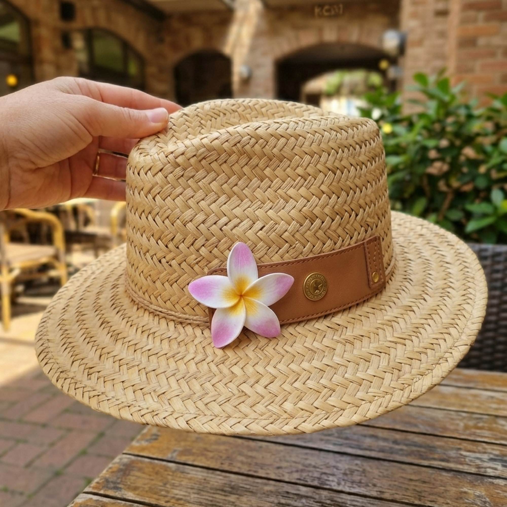 Broche frangipanier rose