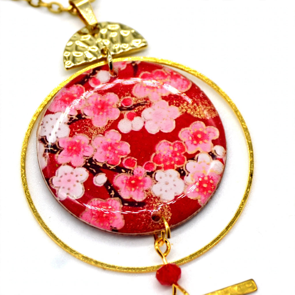 Collier sakura bois et résine