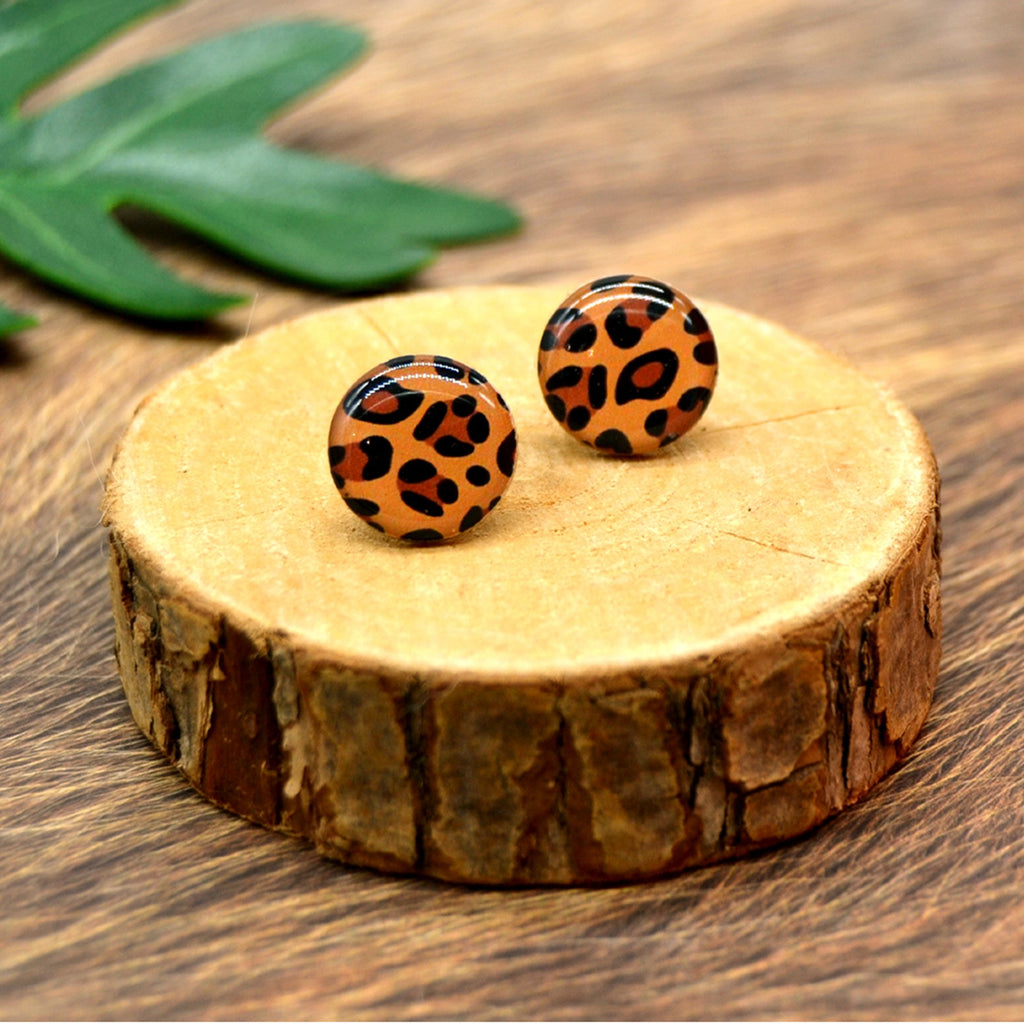 Puces d'oreilles léopard bois