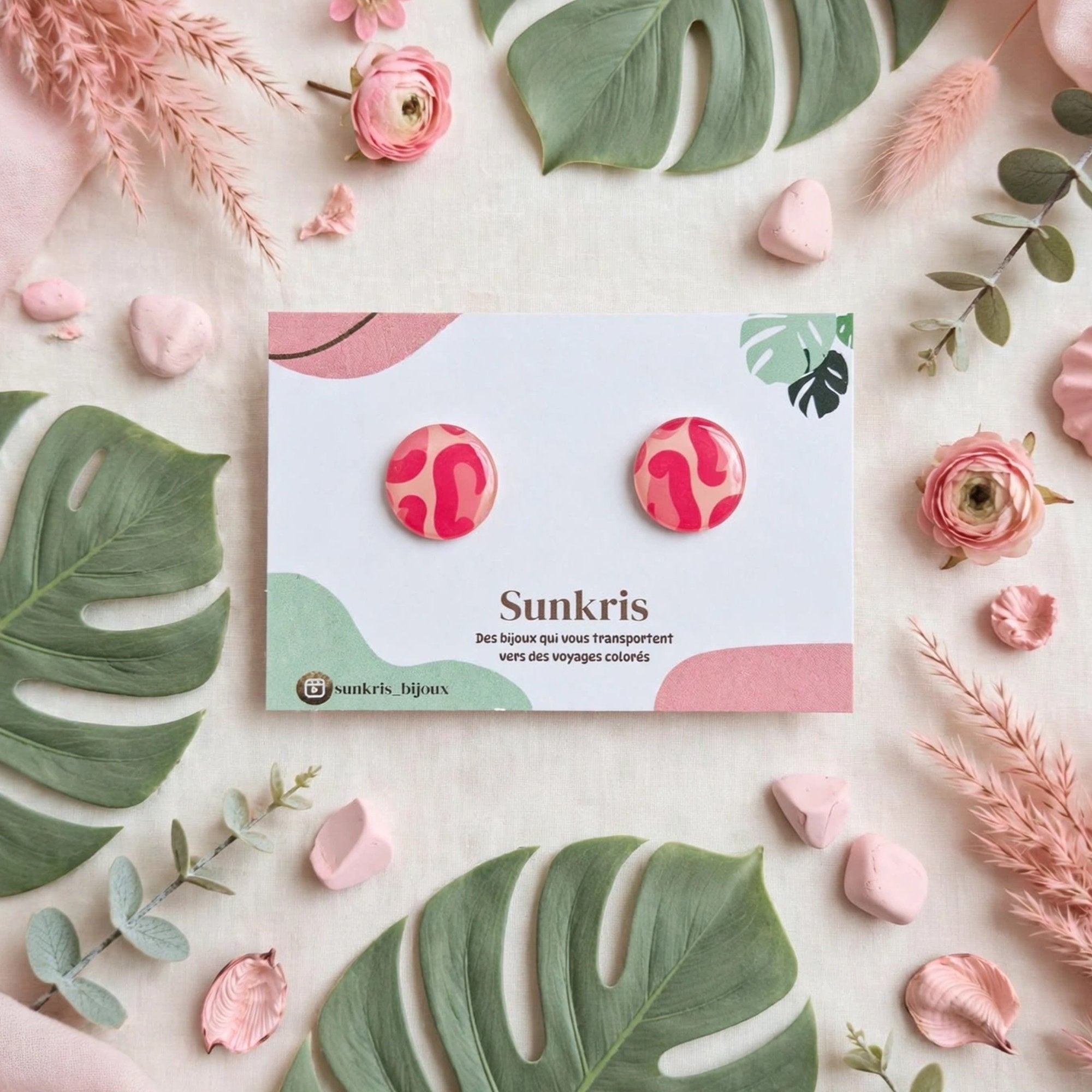 Puces d'oreilles rondes rose et rouge