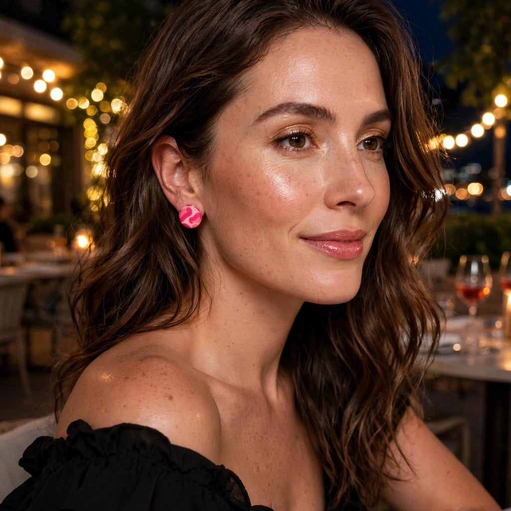 Puces d'oreilles rondes rose et rouge